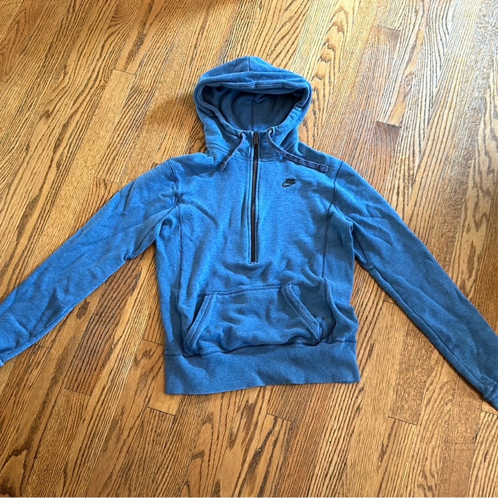 Nike blue sweatshirt size 8-10 boys.
